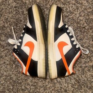 NIKE HALLOWEEN DUNKS